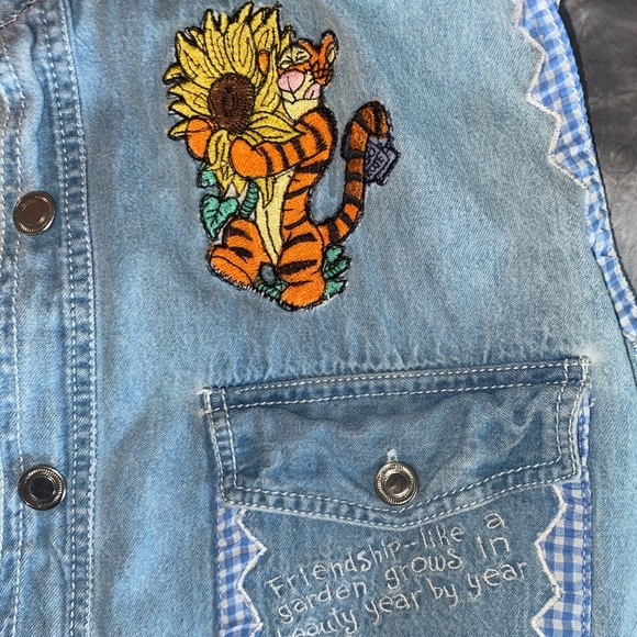 Vintage Tigger Disney Denim vest - Picture 4 of 7
